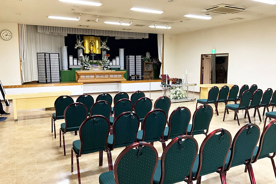 いすや会館嘉穂斎場