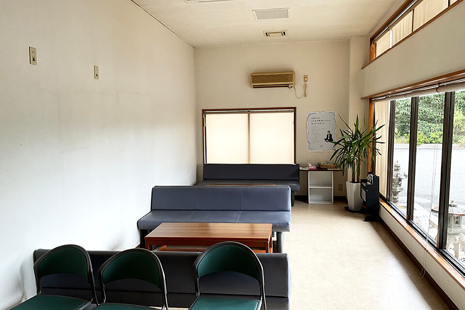 いすや会館嘉穂斎場